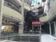 -东方巴黎购物广场