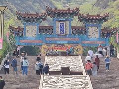 -鸡鸣山旅游风景区