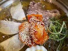 朝鲜冷面-·缸桶屋·韩式牛肋条自助烤肉(西湖D11店)