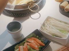 -左庭右院鲜牛肉火锅(金山万达店)