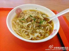 -顺溜·手工刀削面·黑金店(铜锣湾店)