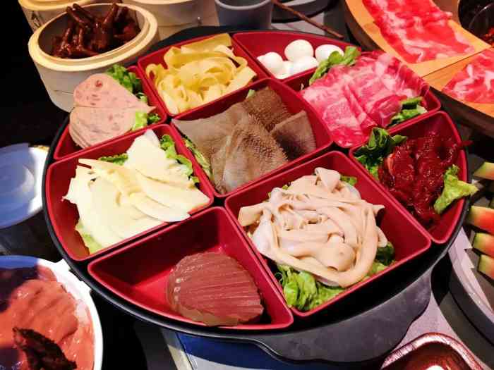 重庆刘一手火锅(苏宁广场店)-"味道和环境还是非常不错的,服务员的