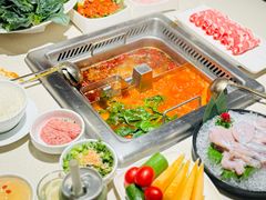 -海底捞火锅鲜切牛肉主题店(长寿路店)