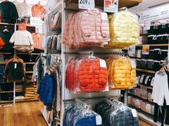 -优衣库(上海虹口龙之梦店)