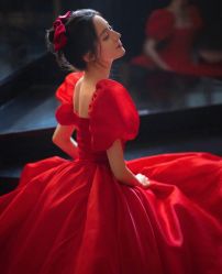 点击看大图 -予白婚纱礼服馆