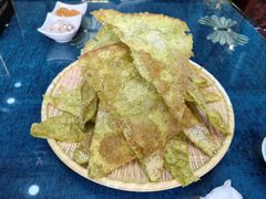 狗浇尿-三江源美食城
