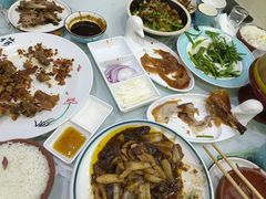 -大鸭梨烤鸭店(金顶街店)