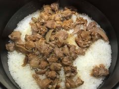 乳鸽煲仔饭-淇乐多品味馆(江南大道店)