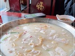 -老来福·非遗酸汤兔(凯旋路店)