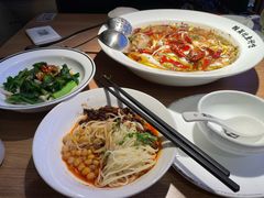 -太二酸菜鱼(兴业太古汇店)