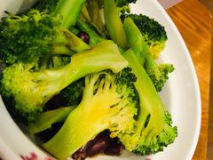 腰豆西蓝花-渝是乎酸菜鱼·川渝小炒(新世界百货望京店)