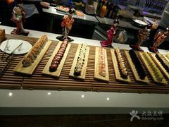 -圣罗巴海鲜烤肉自助(鲅鱼圈万达店)