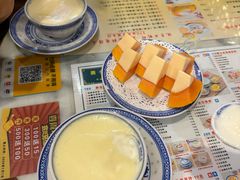 -广信牛奶甜品世家(台东店)