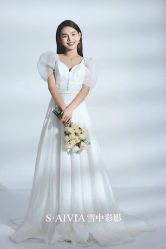 -雪中彩影婚纱摄影·微光艺术中心