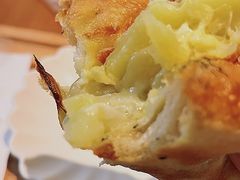 -VERIE BAKEHOUSE