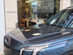 -车水马龙3M汽车贴膜冠军店隐形车衣改色膜(漕宝路中环店)