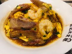 虾仁叉烧双拼滑蛋饭-旺记冰室(九龙中心大厦店)
