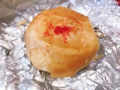 咸蛋黄鲜肉月饼-白玉兰食品(甜云店)