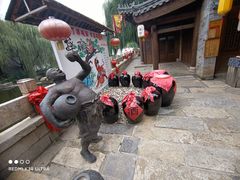 -雪山彩虹谷景区