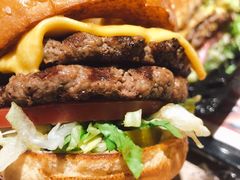 -The Habit Burger Grill 哈比特汉堡(复兴soho店)