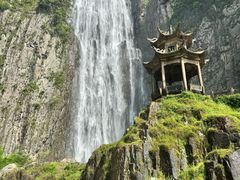 -刘伯温故里景区百丈漈