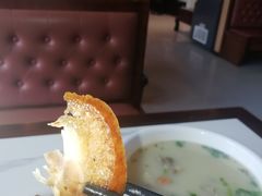-梅利汴京烤鸭•开封豫菜地标店(东大街店)