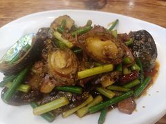 -老东镇啤酒屋海鲜加工·蒸汽海鲜·海鲜烧烤(台东店)