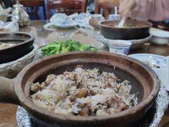 招牌黄鳝煲仔饭-红星光发煲仔饭(大石街店)