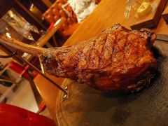 -恰餐厅及酒吧 CHAR Bar & Grill (北京丽都皇冠假日店)