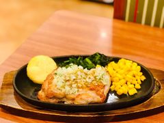 铁板蒜味鸡排-萨莉亚意式餐厅(桃浦路店)
