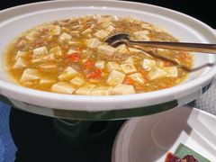 蟹粉烩豆腐-老吉堂上海本帮菜(工体店)