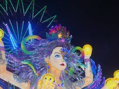 -淄博花灯齐彩城