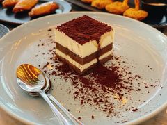 -必胜客(WOW中心城店)