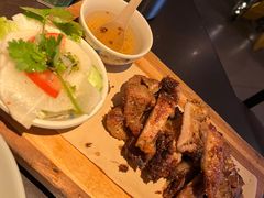 -大头虾越式风味餐厅(光明广场店)