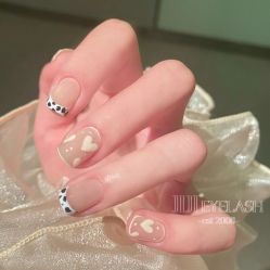 -吉吉靓甲美睫