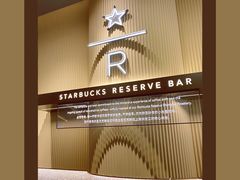 -星巴克臻选(上海合生汇1F店)