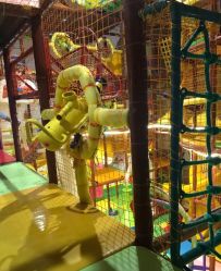 -玩塾品格乐园(宇宙太空龙旗店)