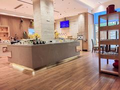 -上海虹桥君丽假日酒店(娄山关路地铁站店)