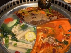 -辣伍鲜毛肚老火锅(元一店)