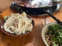 -黄潇洒老火锅(九眼桥宏济巷店)