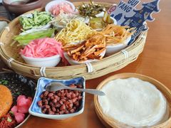 -包整·丝娃娃(甲秀楼景观店)