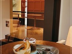 -ZAZA.CAFE.BAR