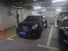 -九六广场-停车场