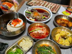 -草家酱蟹炭火烤肉店(珲春南路一店)