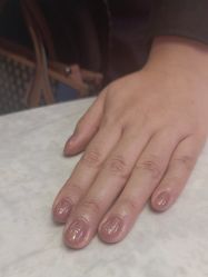 -爱空间美睫健康美甲