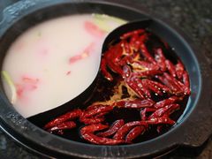 三鲜鸳鸯锅-井格重庆火锅(临平银泰城店)