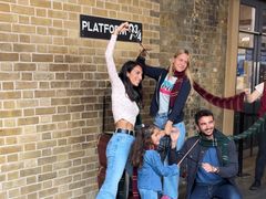 -九又四分之三站台