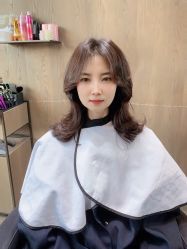 -韩国李知恩形象设计