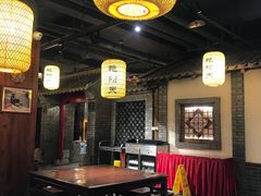 -艳阳天民俗村(公园路店)