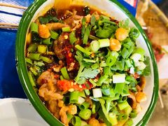 -马路边边串串香形象店(磐石路店)